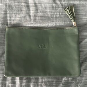 V&L Green Leather Clutch